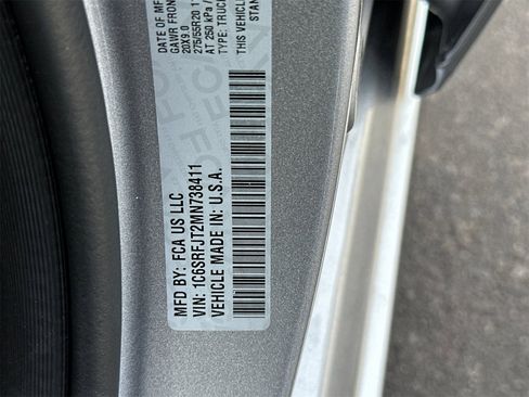 Used 2021 RAM 1500 Laramie image 34