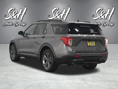 Used 2021 Ford Explorer XLT w/ Equipment Group 202A image 17