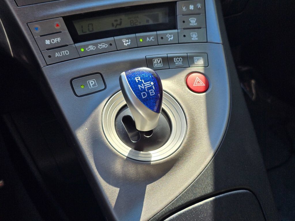 Used 2014 Toyota Prius Three FWD image 25