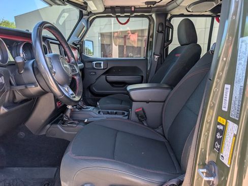 Used 2021 Jeep Wrangler Unlimited Rubicon AWD/4WD image 38