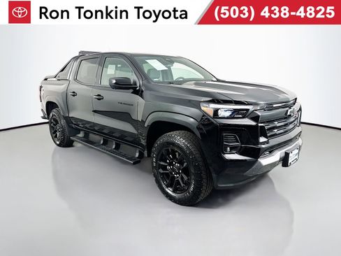 Used 2025 Chevrolet Colorado Z71 w/ Midnight Edition AWD/4WD image 1