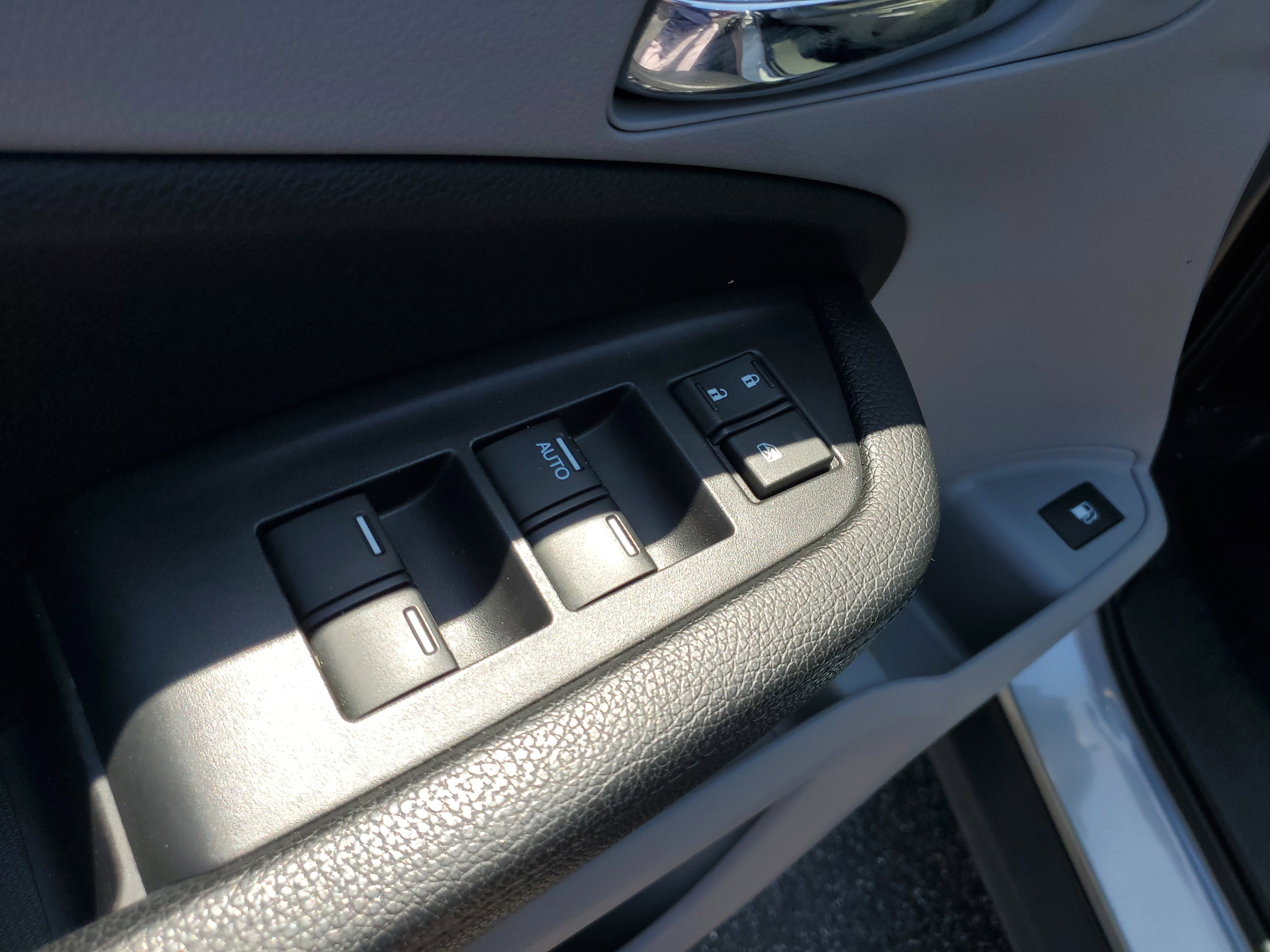 Used 2018 Honda Ridgeline RTL-E image 17