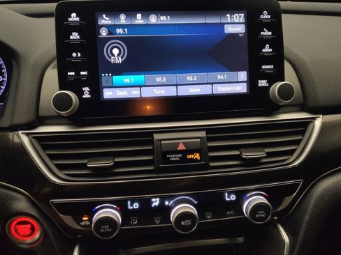 Used 2019 Honda Accord Sport image 25