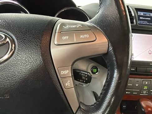 Used 2010 Toyota Highlander Limited AWD/4WD image 16