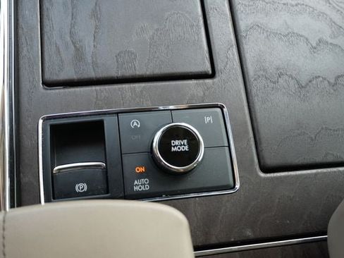 Used 2024 Lincoln Navigator Reserve AWD/4WD image 45