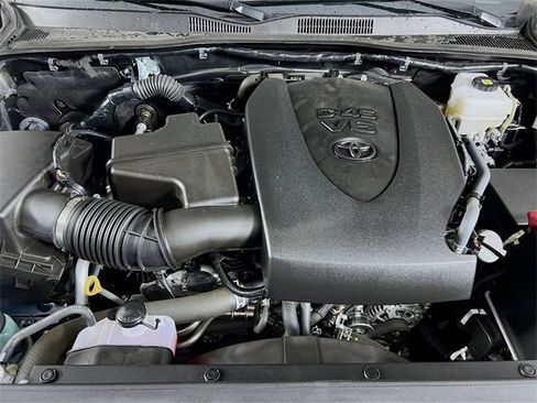 Used 2023 Toyota Tacoma TRD Off-Road image 29