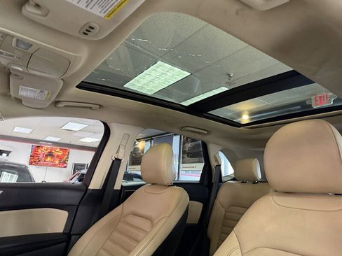 Used 2017 Ford Edge SEL w/ Equipment Group 201A image 21