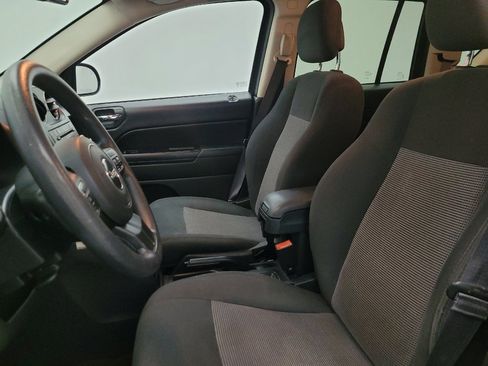 Used 2016 Jeep Compass Sport w/ Power Value Group FWD image 17