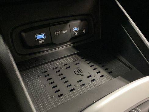 New 2026 Hyundai Venue SEL FWD image 20