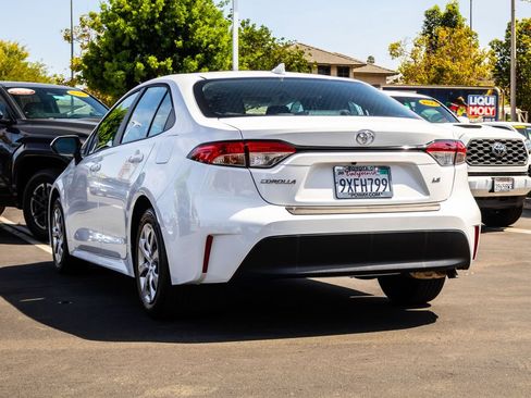 Used 2026 Toyota Corolla LE FWD image 7