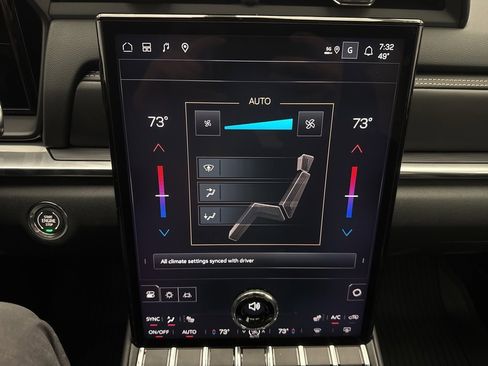 New 2026 GMC Terrain Elevation w/ Elevation Premium Package image 32