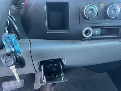 Used 2012 Chevrolet Silverado 1500 LS image 32