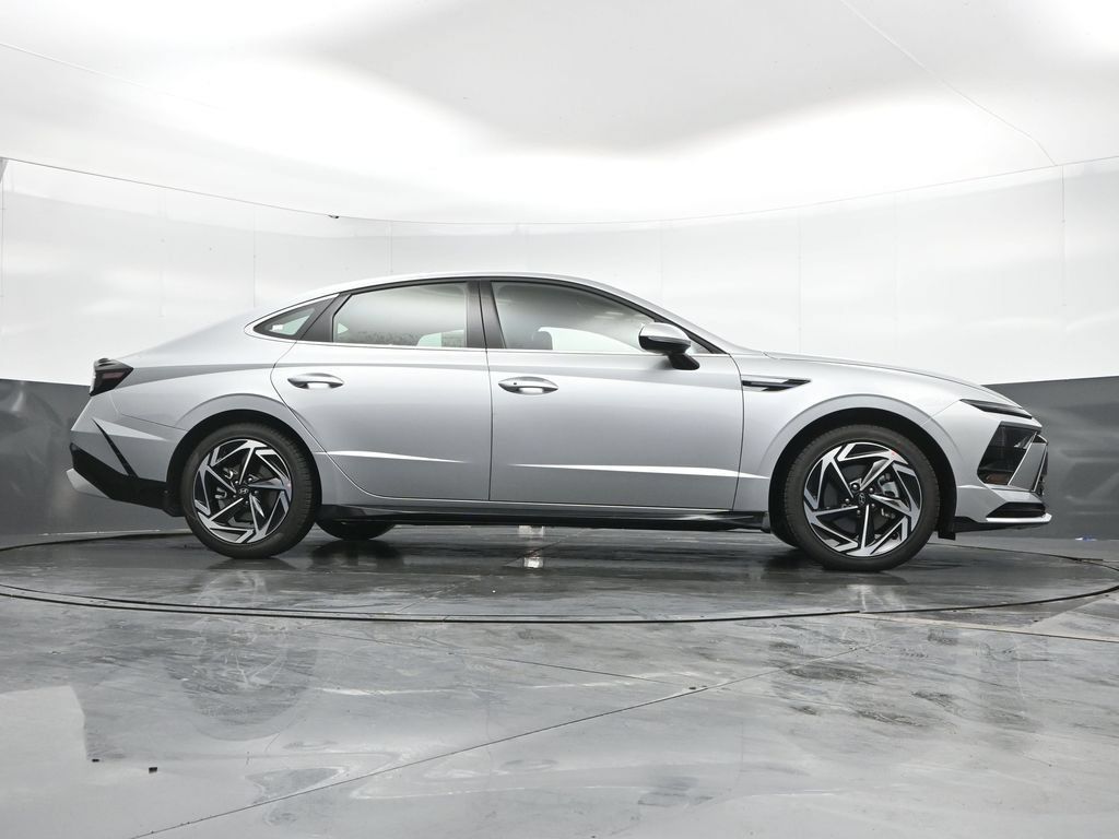 New 2026 Hyundai Sonata SEL FWD image 44
