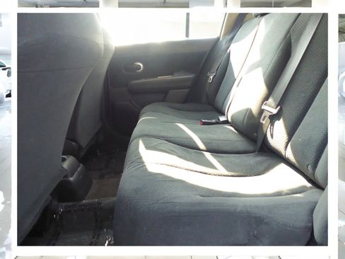 Used 2011 Nissan Versa 1.8 S w/ Plus Pkg image 17