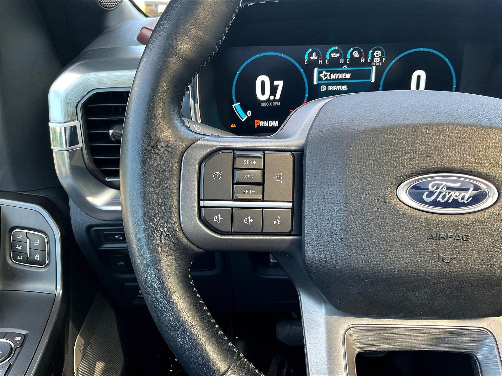 Used 2022 Ford F150 Lariat AWD/4WD image 14