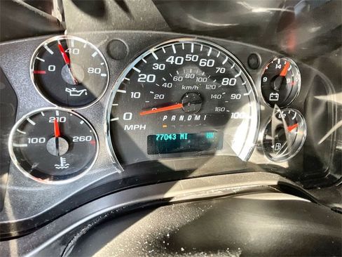 Used 2020 Chevrolet Express 3500 LT w/ LT Preferred Equipment Group image 12