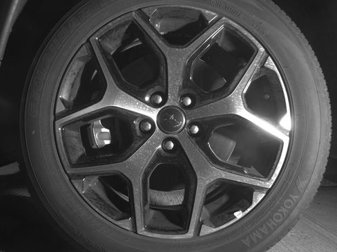 Used 2025 Jeep Compass Limited image 12