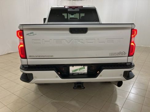 Used 2023 Chevrolet Silverado 3500 High Country w/ Z71 Off-Road Package image 4