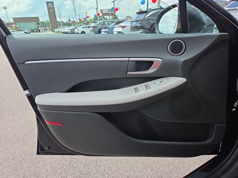 Certified 2026 Hyundai Sonata SE FWD image 10
