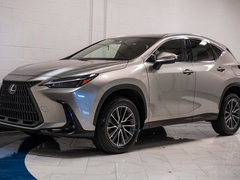 Used 2022 Lexus NX 350 AWD w/ Premium Package image 4