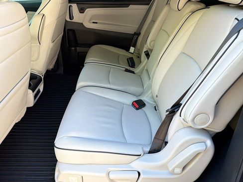 Used 2026 Honda Odyssey Touring image 22