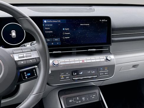 Used 2025 Hyundai Kona SEL AWD/4WD image 6