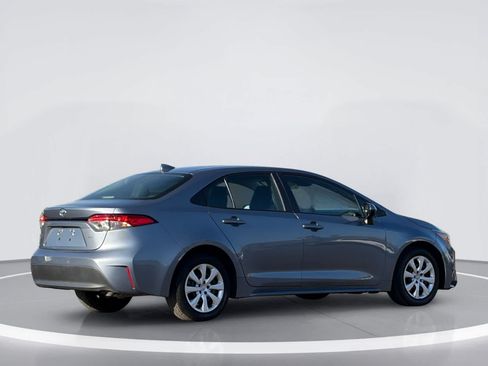 Used 2024 Toyota Corolla LE FWD image 4