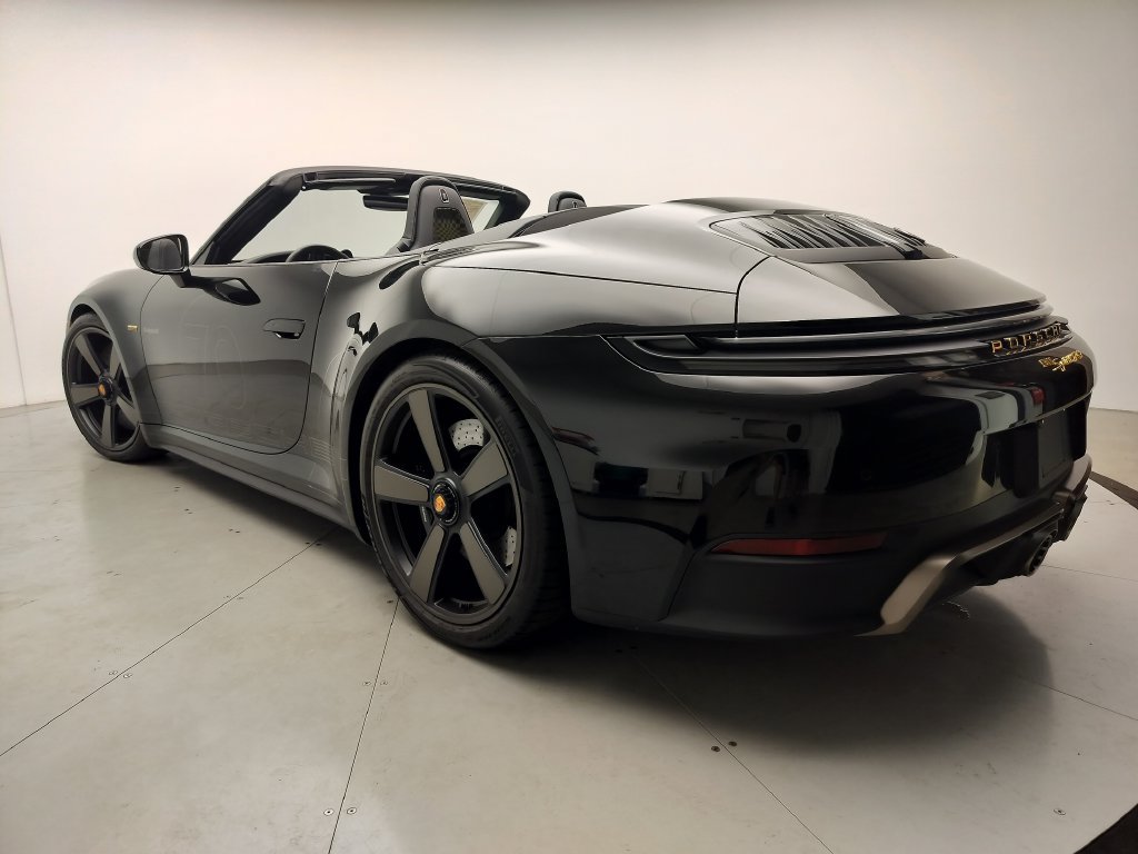 Certified 2026 Porsche 911 Carrera GTS RWD image 3