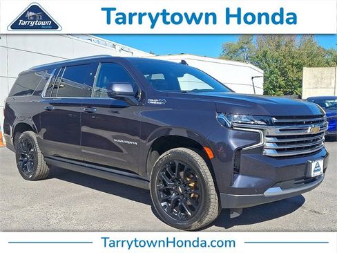 Used 2023 Chevrolet Suburban High Country image 1