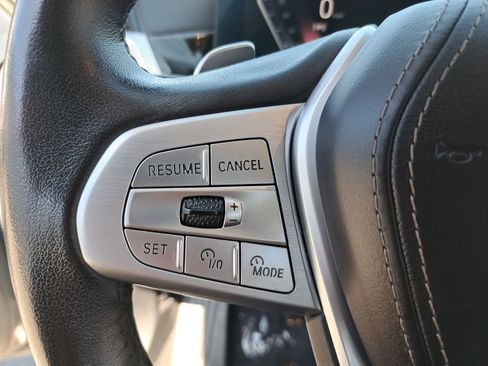 Used 2024 BMW X7 xDrive40i AWD/4WD image 19