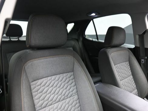 Used 2019 Chevrolet Equinox LT image 28