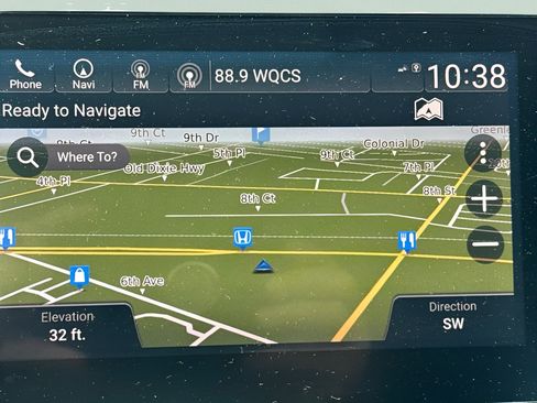 Used 2018 Honda Accord Touring image 14