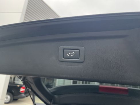 Used 2019 Subaru Outback 2.5i Limited image 18