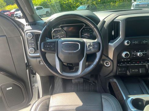 Used 2021 GMC Sierra 1500 Denali w/ Denali Ultimate Package AWD/4WD image 19