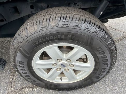 Used 2021 Ford F150 XLT image 19