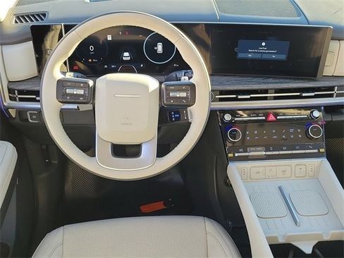 New 2025 Hyundai Santa Fe Calligraphy image 3