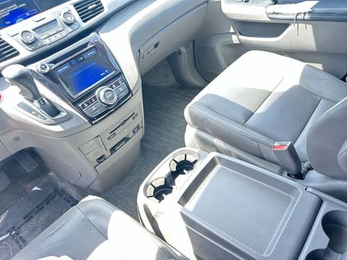 Used 2016 Honda Odyssey EX-L image 19
