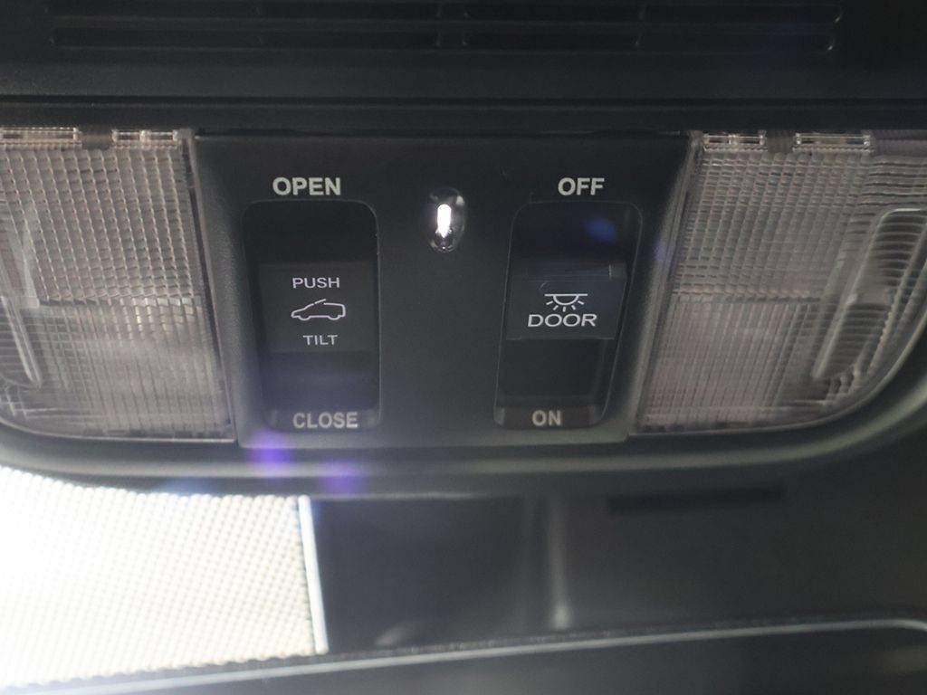 Used 2023 Honda Passport EX-L image 46