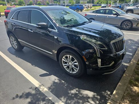 Used 2020 Cadillac XT5 Premium Luxury FWD image 3