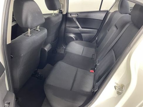 Used 2010 MAZDA MAZDA3 i Touring FWD image 17