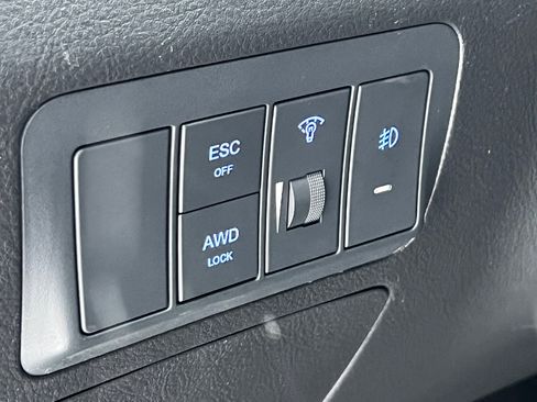 Used 2009 Hyundai Santa Fe Limited image 17