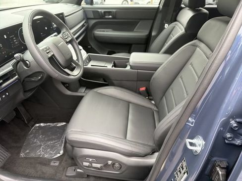 New 2026 Hyundai Santa Fe Calligraphy AWD/4WD image 9