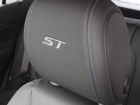 New 2026 Buick Encore GX Sport Touring w/ Advanced Technology Package image 19