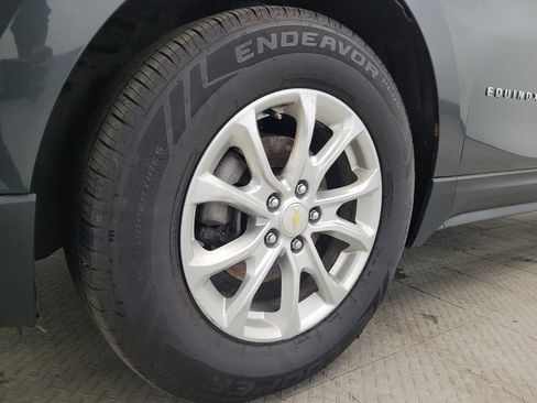Used 2020 Chevrolet Equinox LS image 31