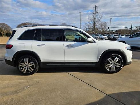 Used 2023 Mercedes-Benz EQB 250+ EQB 250+ w/ Exclusive Package image 9