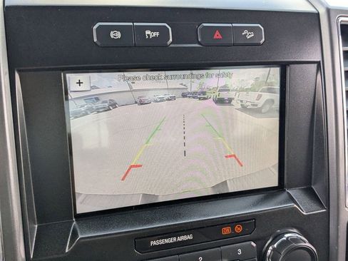 Used 2017 Ford F250 XLT w/ XLT Premium Package image 21