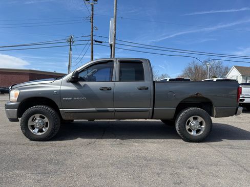Used 2006 Dodge Ram 3500 Truck SLT w/ Quad Cab Big Horn Value Group image 4