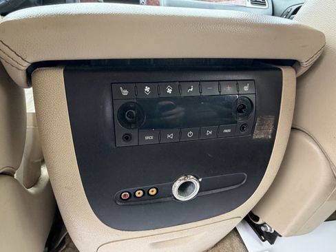 Used 2007 Chevrolet Tahoe LTZ w/ LTZ Preferred Equipment Group image 29