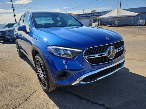 New 2026 Mercedes-Benz GLC 300 image 11