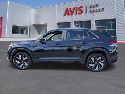 Used 2025 Volkswagen Atlas Cross Sport SE FWD image 11